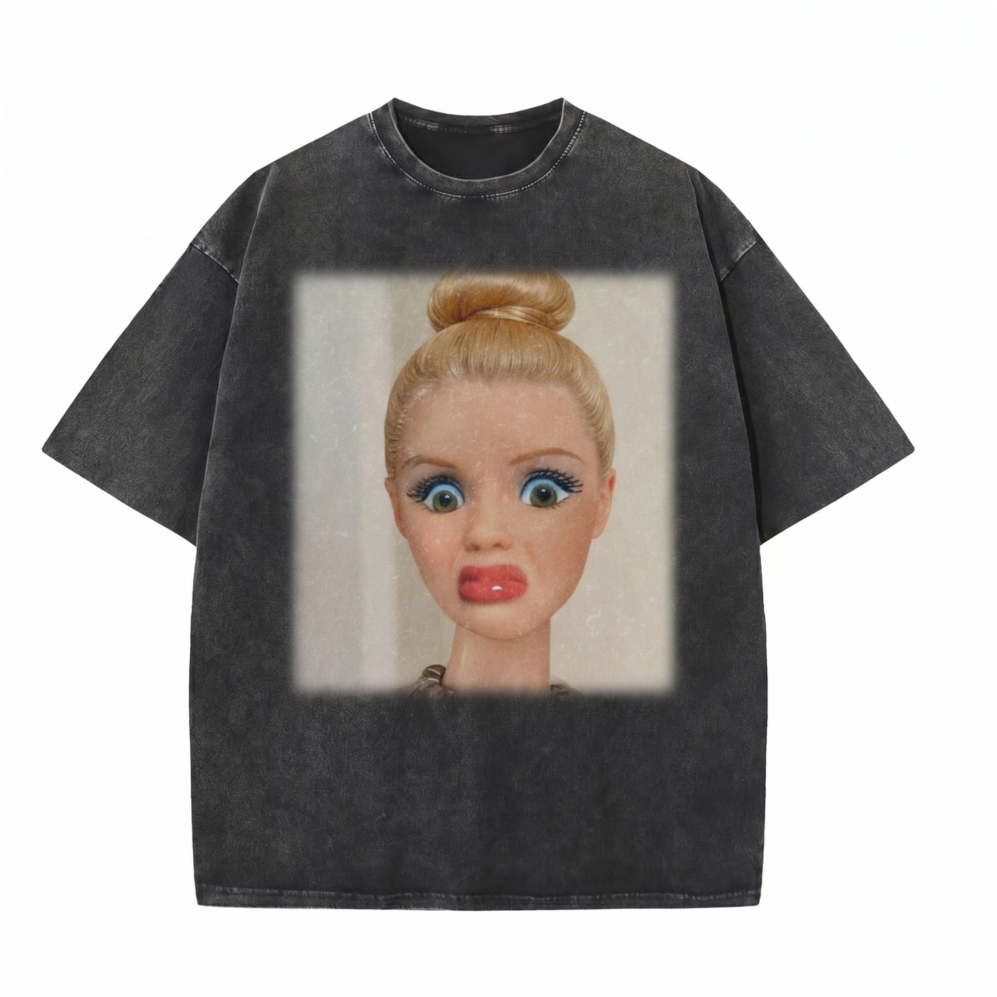 Chaoticclub Shocked Doll Washed T-Shirt
