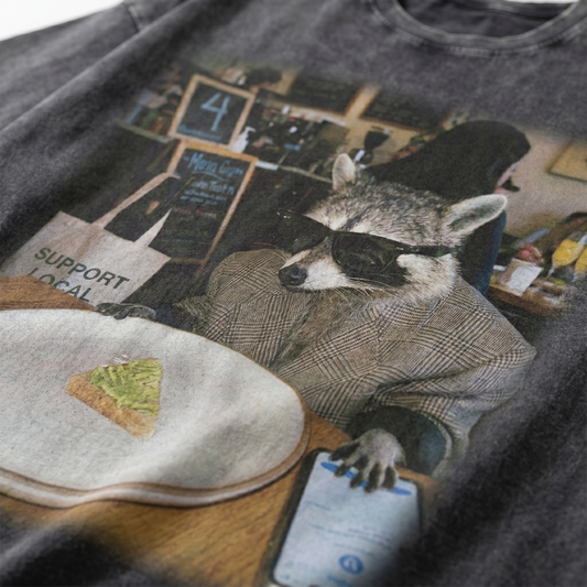 ChaoticClub Meme Raccoon Eatting Washed T-Shirt